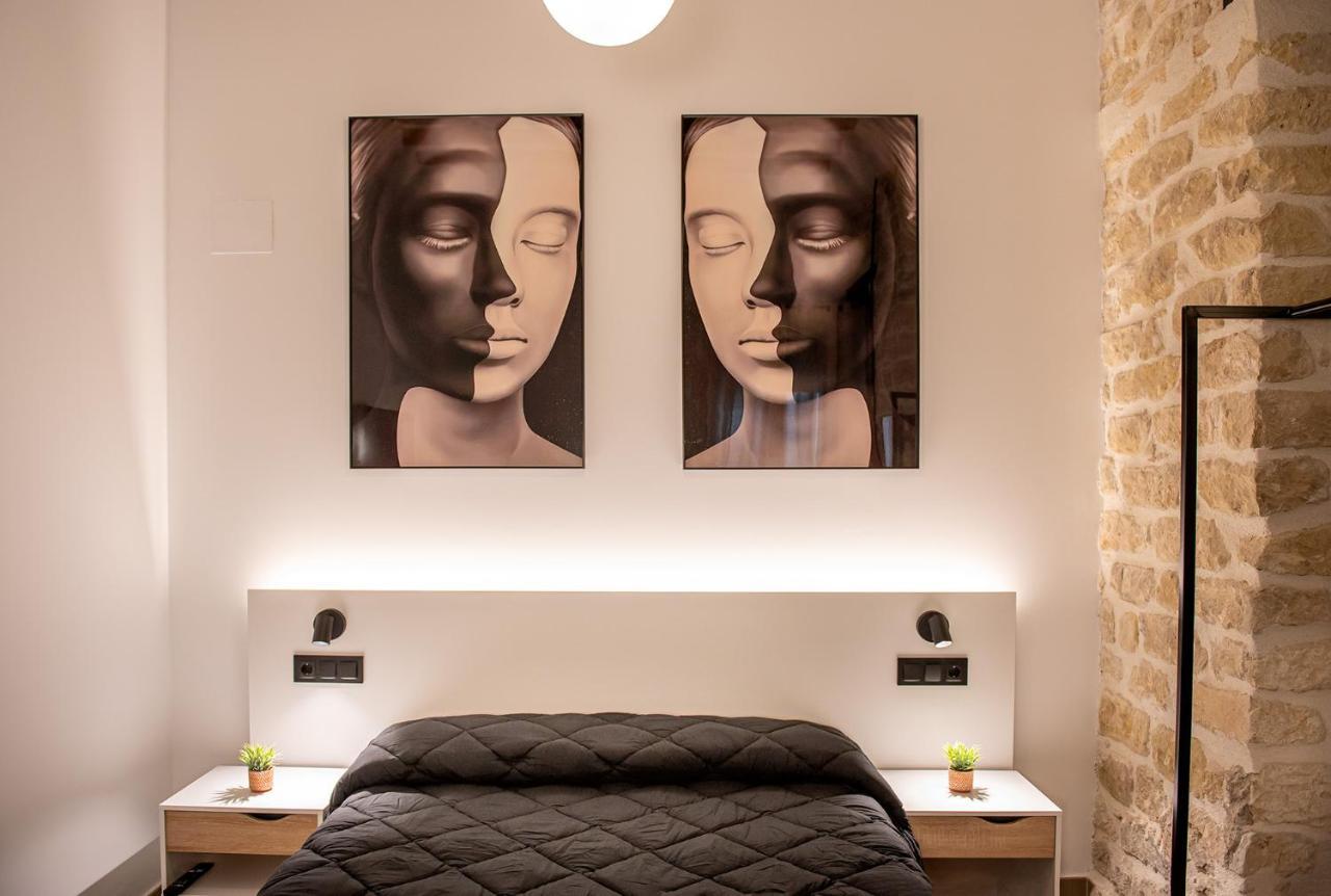 Apartamentos Loliqui Centro Alicante Bagian luar foto