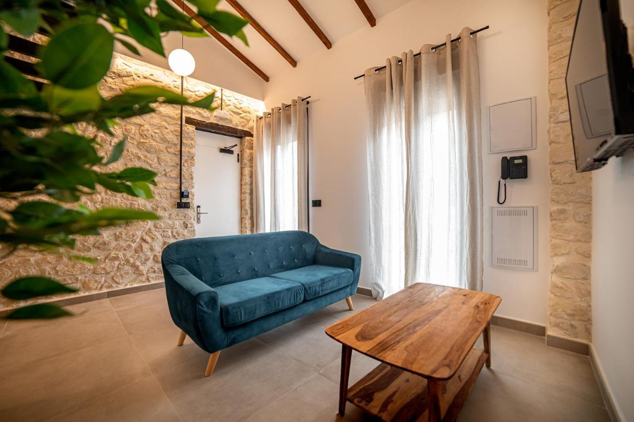 Apartamentos Loliqui Centro Alicante Bagian luar foto