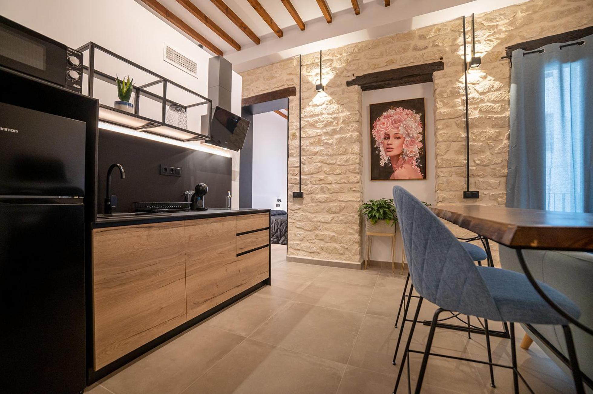 Apartamentos Loliqui Centro Alicante Ruang foto