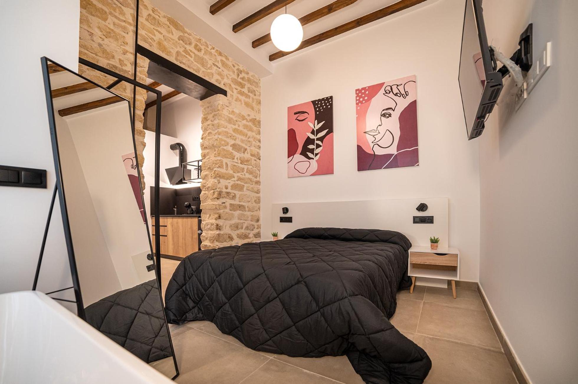 Apartamentos Loliqui Centro Alicante Ruang foto